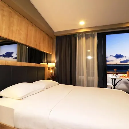 By Wyndham Vakfikebir 酒店 4*